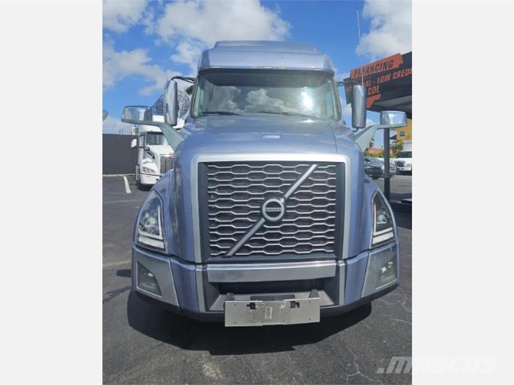 Volvo VNL64T760 Ciągniki siodłowe