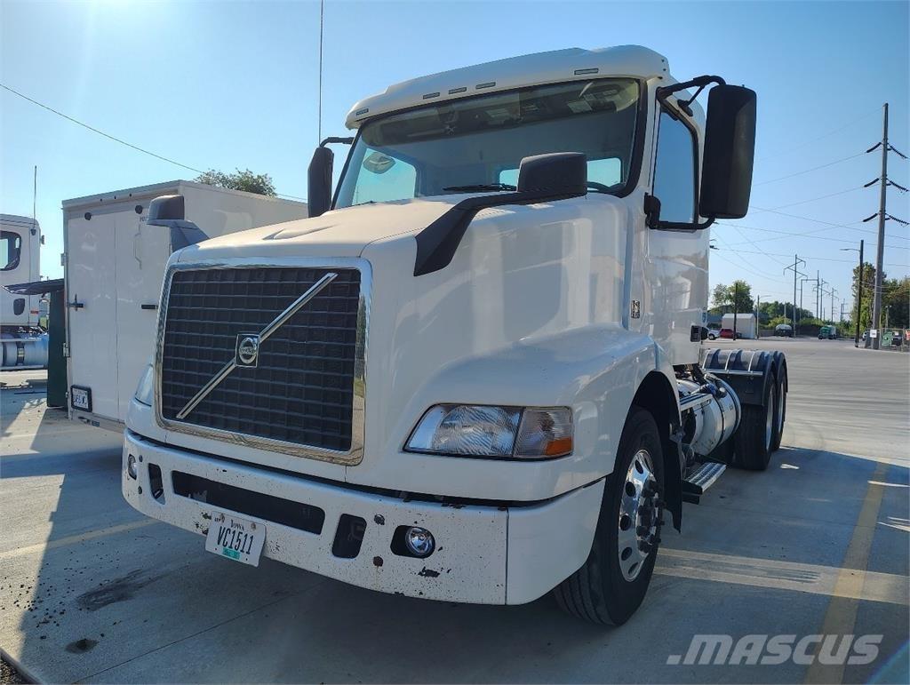 Volvo VNM64T200 Ciągniki siodłowe