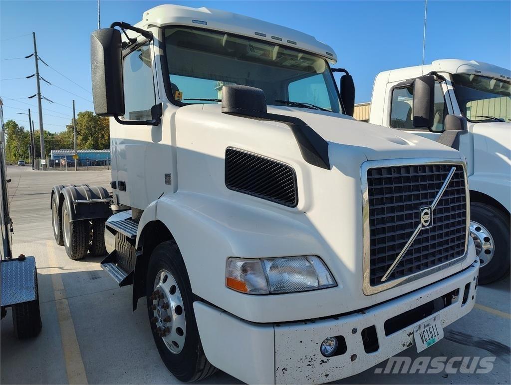 Volvo VNM64T200 Ciągniki siodłowe