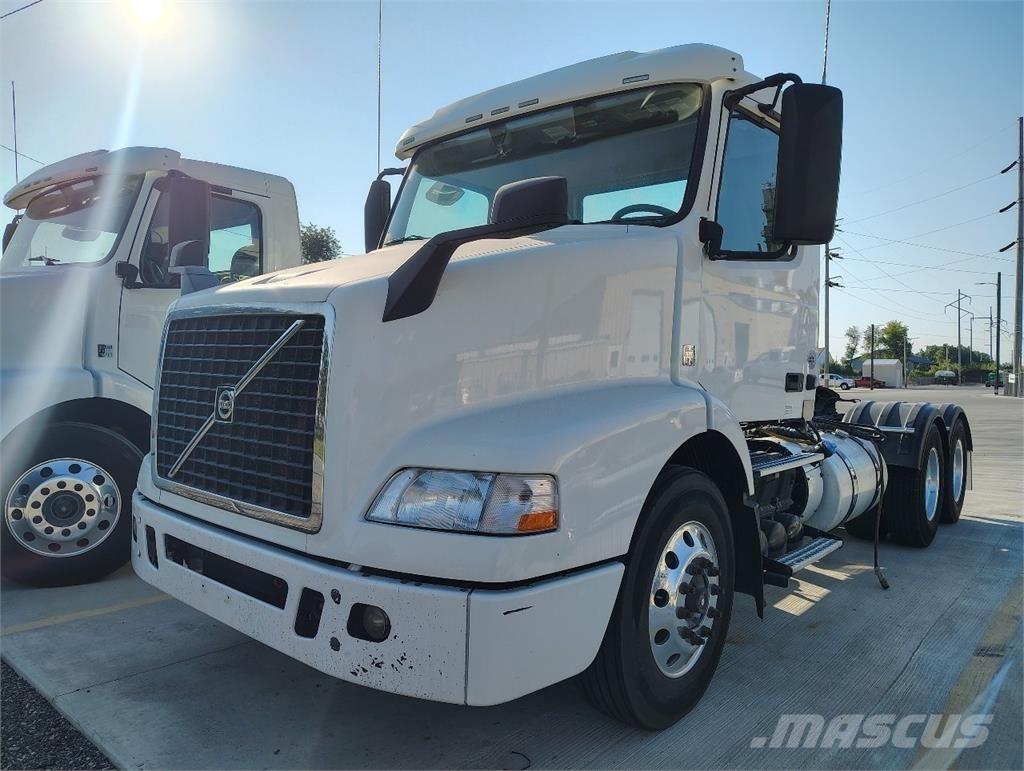 Volvo VNM64T200 Ciągniki siodłowe