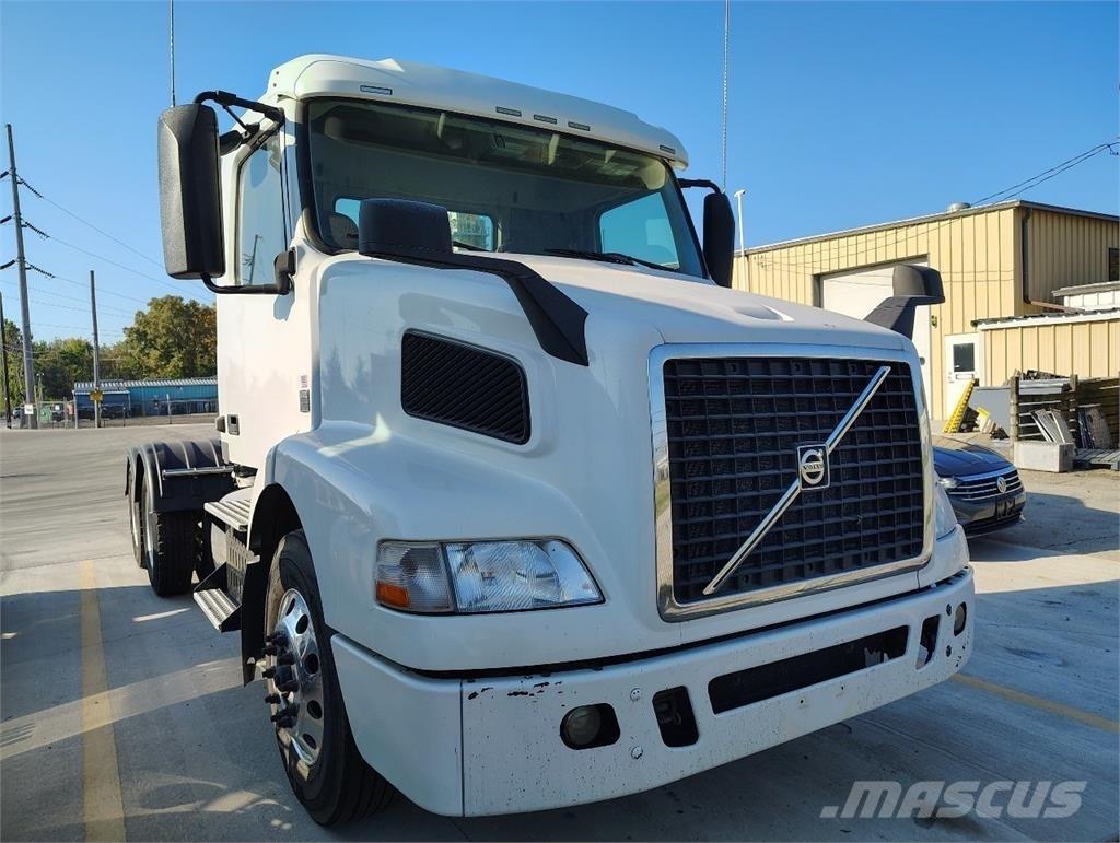 Volvo VNM64T200 Ciągniki siodłowe