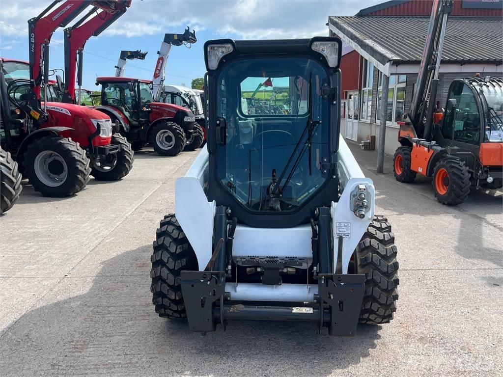 Bobcat S550 Ładowarki burtowe