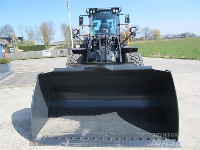 Develon DL380-7 Ładowarki kołowe