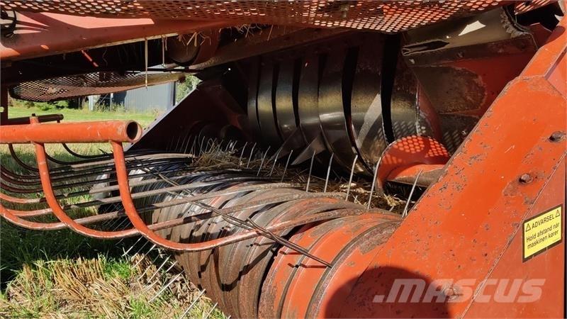 Hesston 4900 Prasy kostkujące