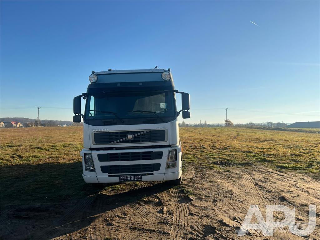 Volvo FM12 Ciężarówki typu Platforma / Skrzynia