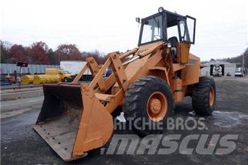 CASE W24B Ładowarki kołowe