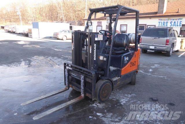 Doosan GC25P-5 Wózki widłowe inne