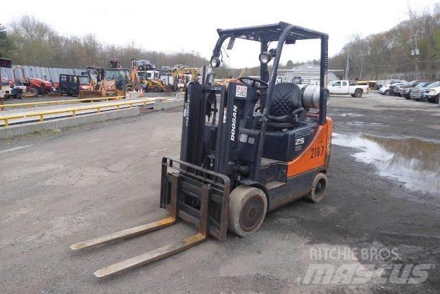 Doosan GC25P-5 Wózki widłowe inne