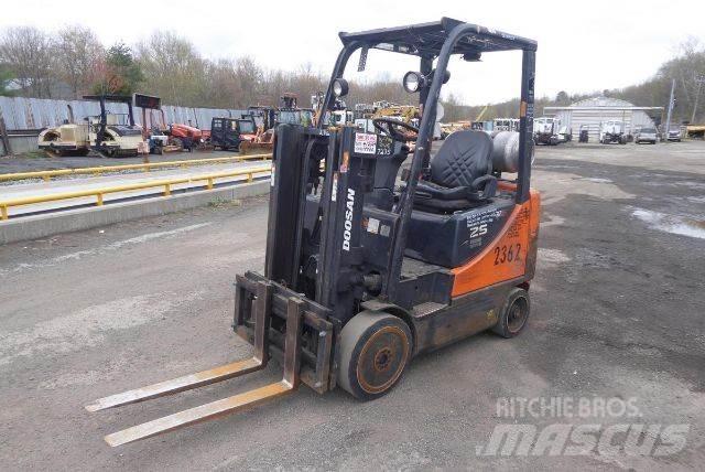 Doosan GC25P-5 Wózki widłowe inne