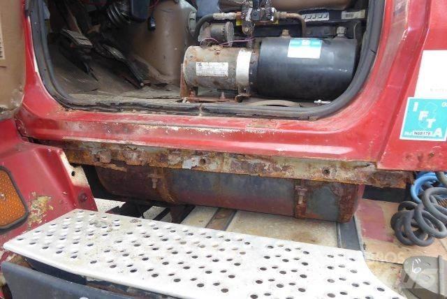 Ford L9000 Pojazdy pod zabudowę