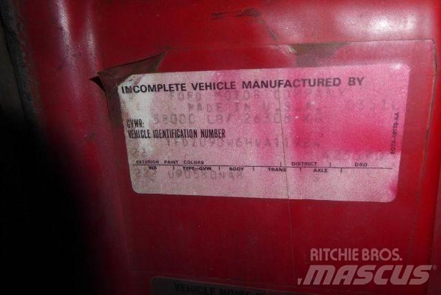 Ford L9000 Pojazdy pod zabudowę