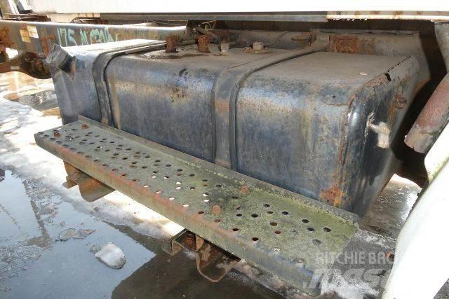 Hino 145 Pojazdy pod zabudowę