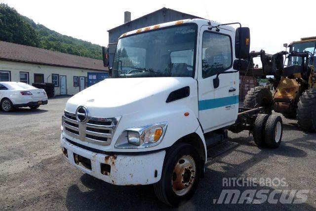 Hino NB165 Pojazdy pod zabudowę