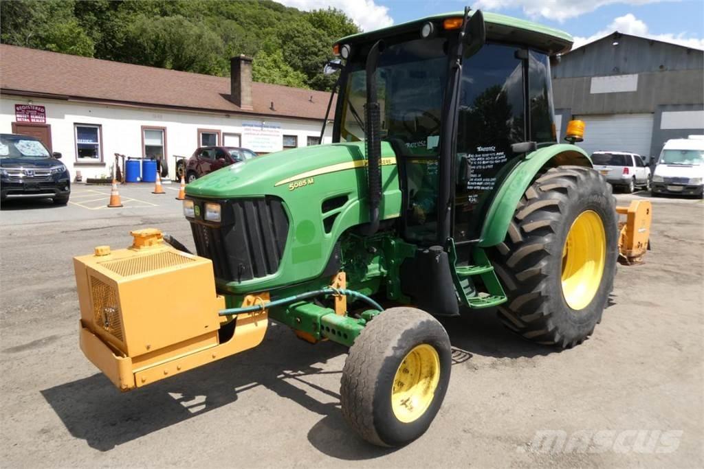 John Deere 5085M Ciągniki rolnicze
