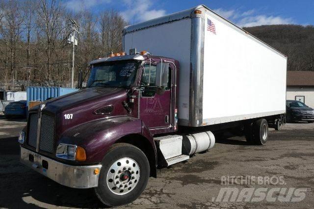 Kenworth T300 Samochody ciężarowe ze skrzynią zamkniętą