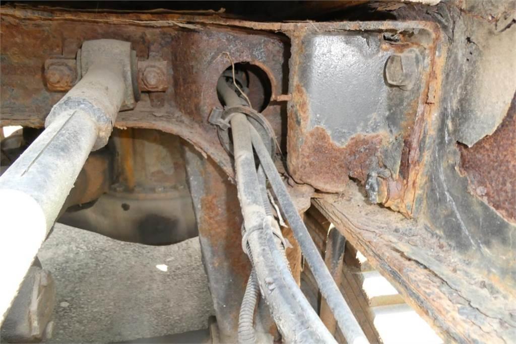 Mack CL733 Pojazdy pod zabudowę