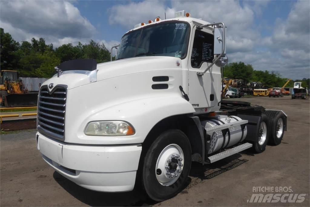 Mack CX613 Pojazdy pod zabudowę