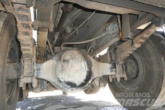 Mack RD690P Cysterna