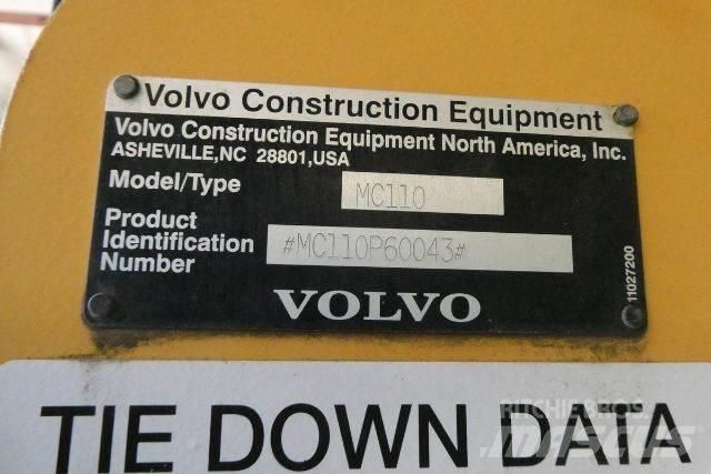 Volvo MC110 Ładowarki burtowe