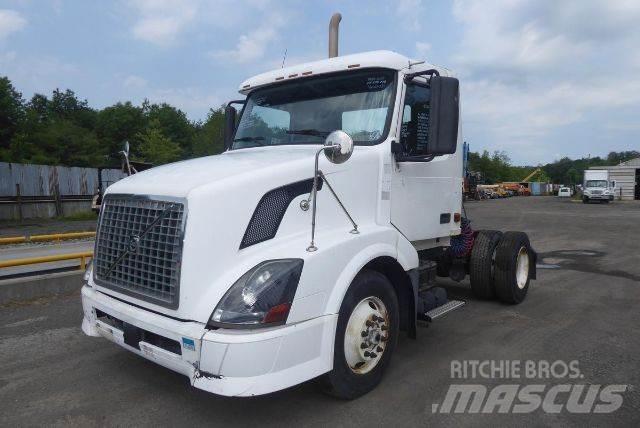 Volvo VNL42T Pojazdy pod zabudowę