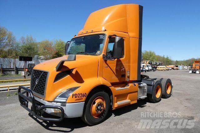 Volvo VNR64T300 Pojazdy pod zabudowę