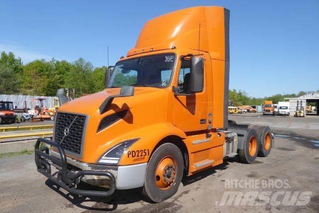 Volvo VNR64T300 Pojazdy pod zabudowę