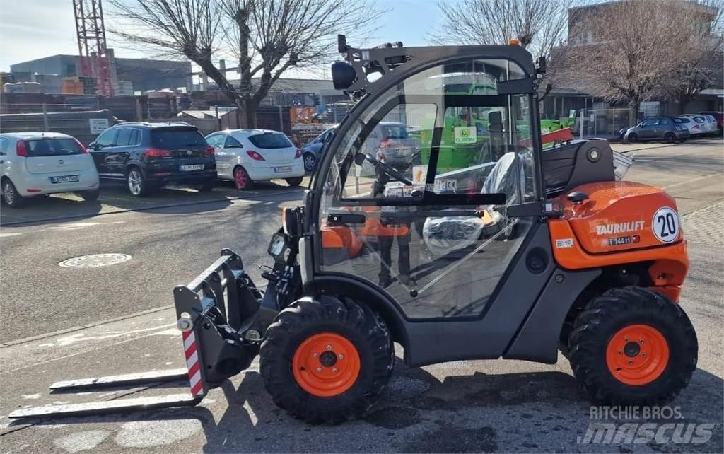 Ausa T144H Ładowarki teleskopowe