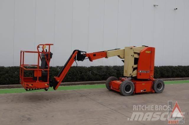 JLG E300AJP Podnośniki przegubowe
