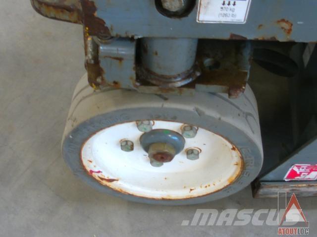 SkyJack SJ3219 Podnośniki przegubowe