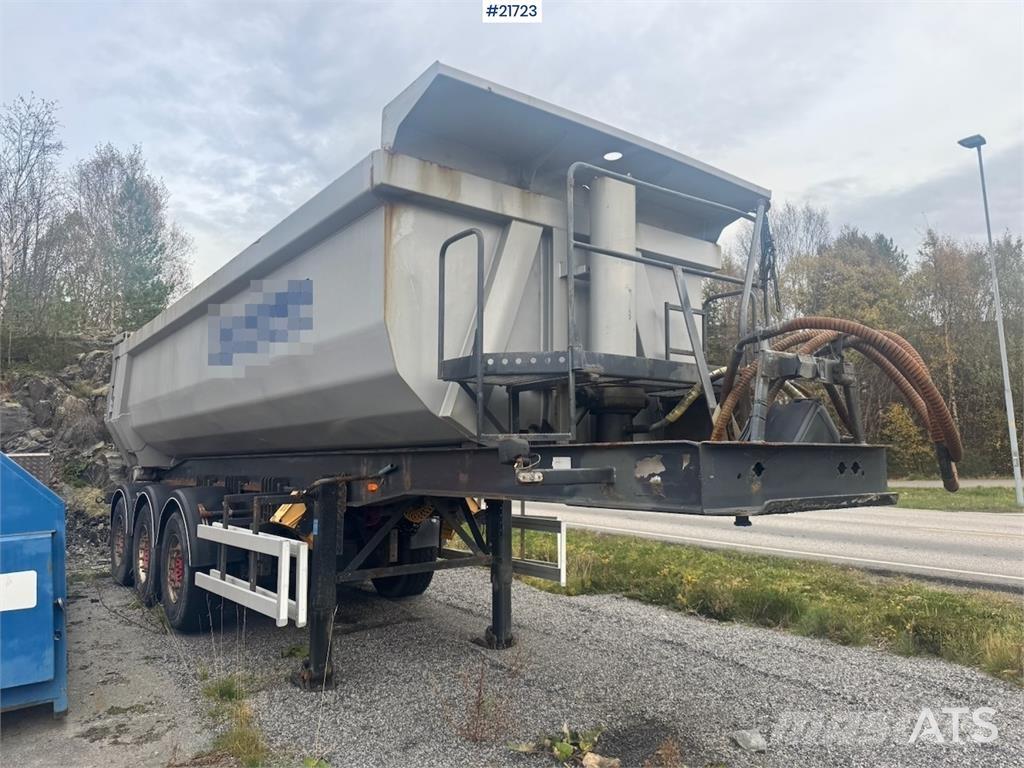 Carnehl Tippsemi. Naczepy wywrotki / wanny