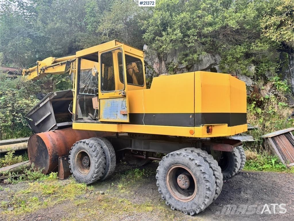 CAT 212B Koparki kołowe