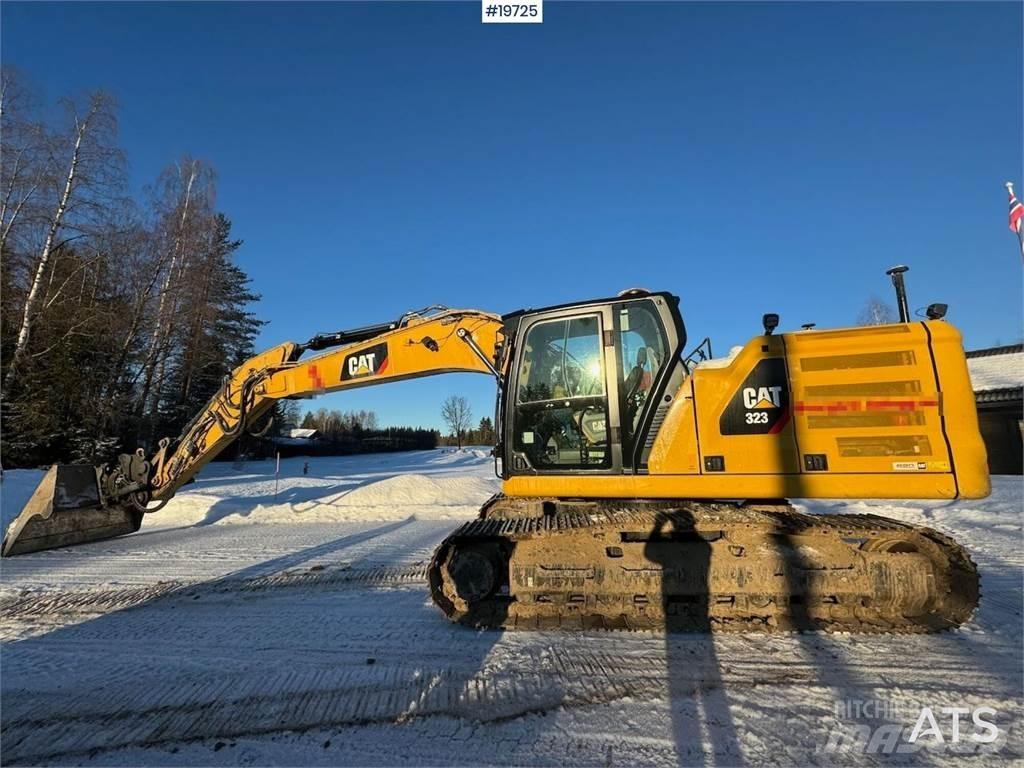 CAT 323 Koparki gąsienicowe