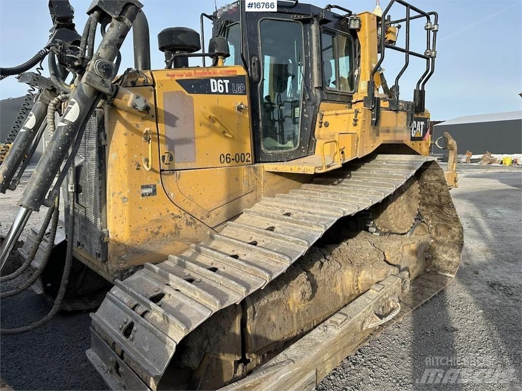 CAT D6T Spycharki gąsienicowe