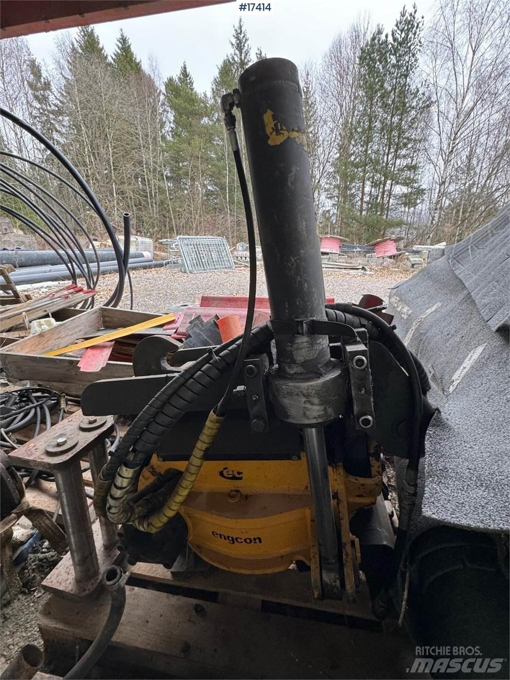 Engcon Rototilt Inne akcesoria