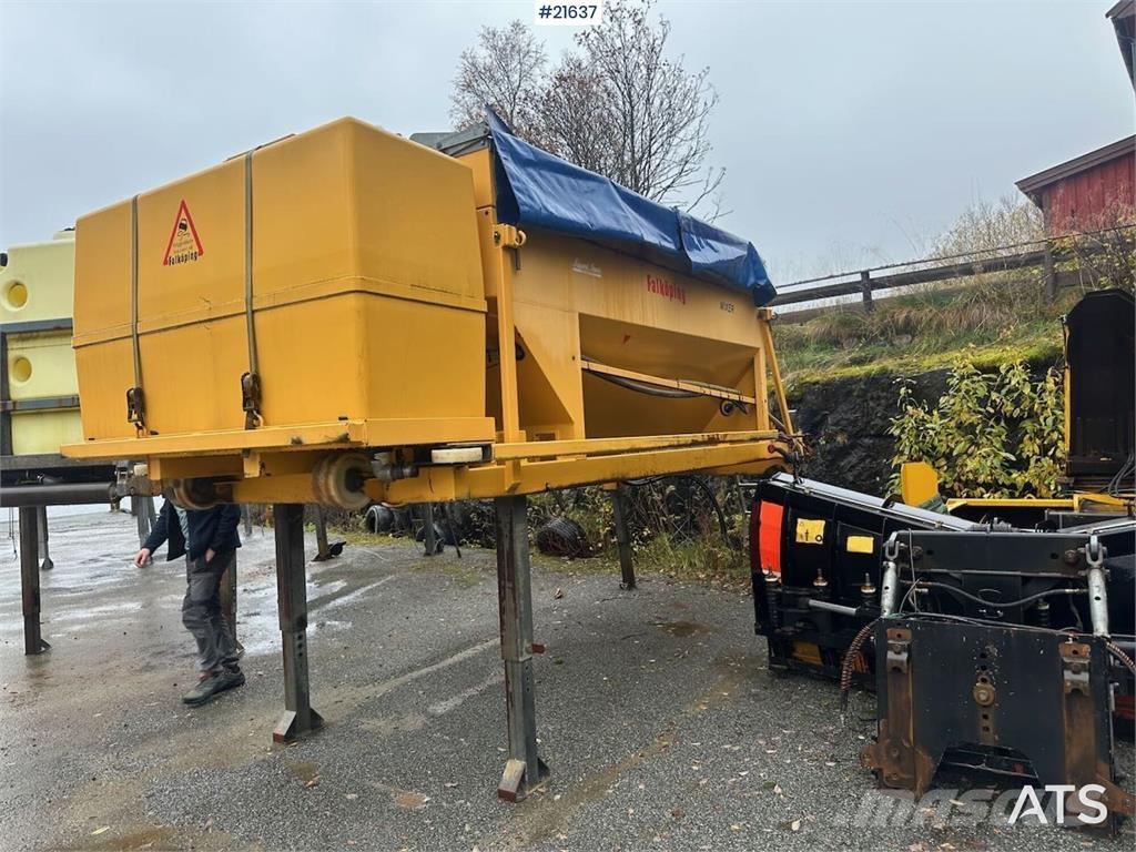 Falköping mixer C-7 Transport - Inne