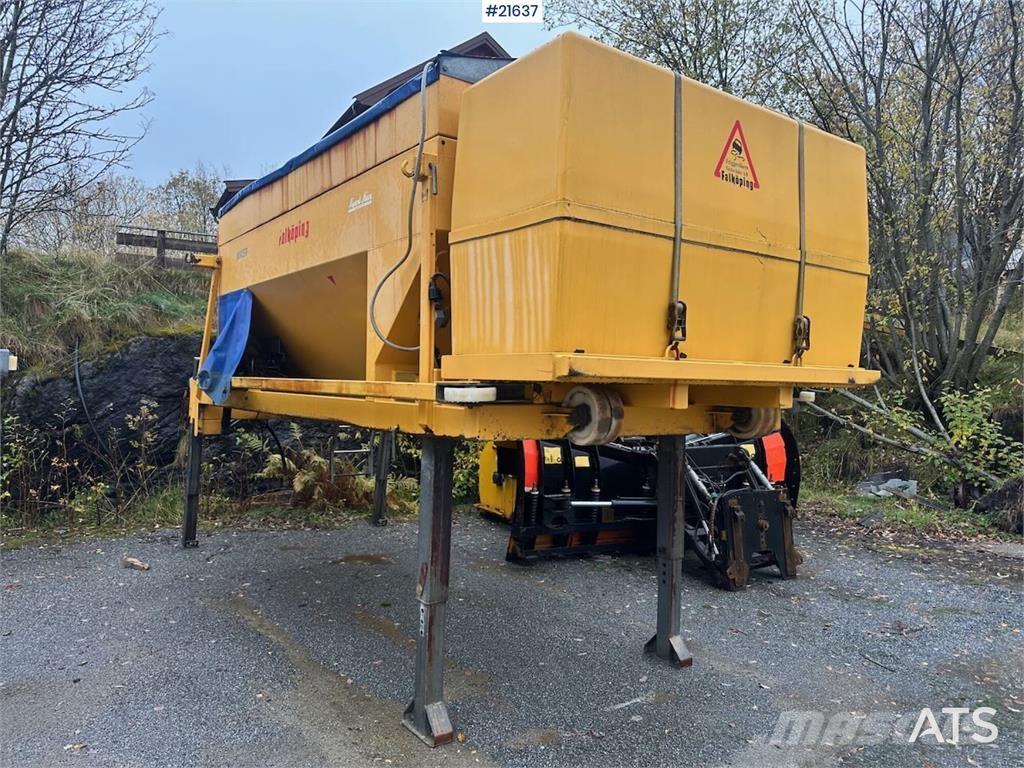 Falköping mixer C-7 Transport - Inne