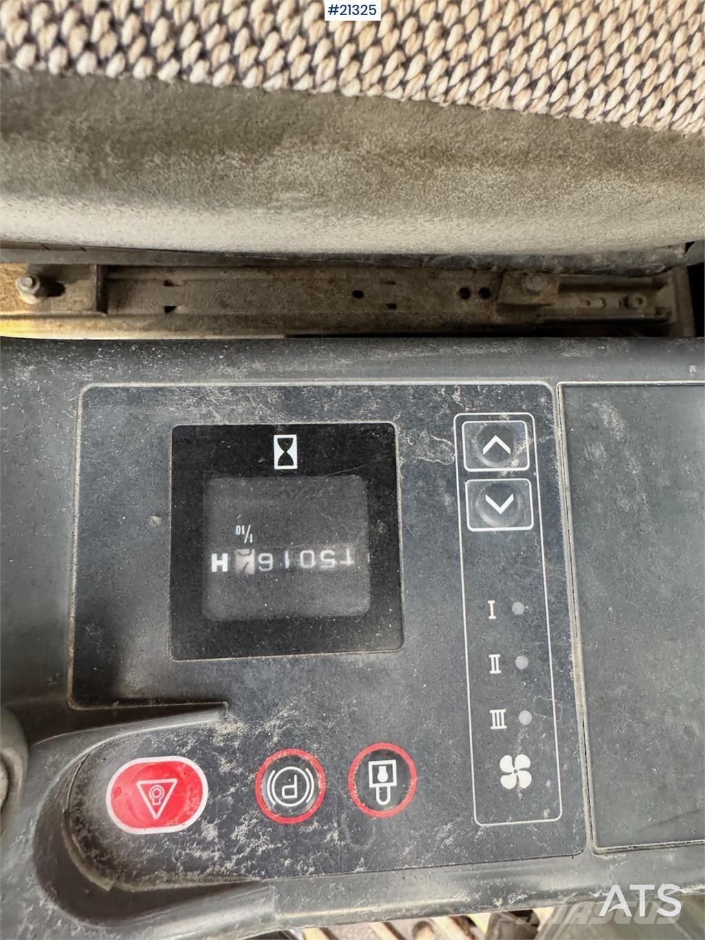 JCB JS200LC Koparki gąsienicowe