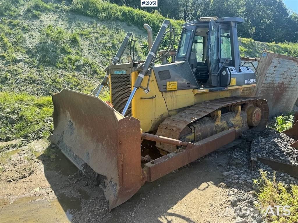 Komatsu D65EX Dozer Spycharki gąsienicowe
