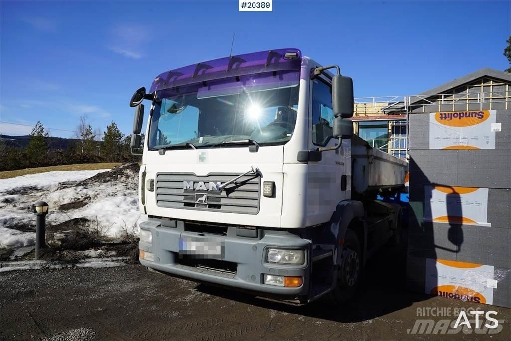 MAN TGM 18.330 Hakowce