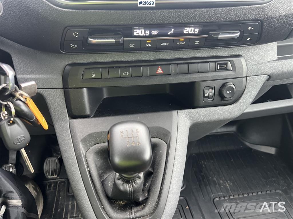 Toyota Proace Van Samochody osobowe