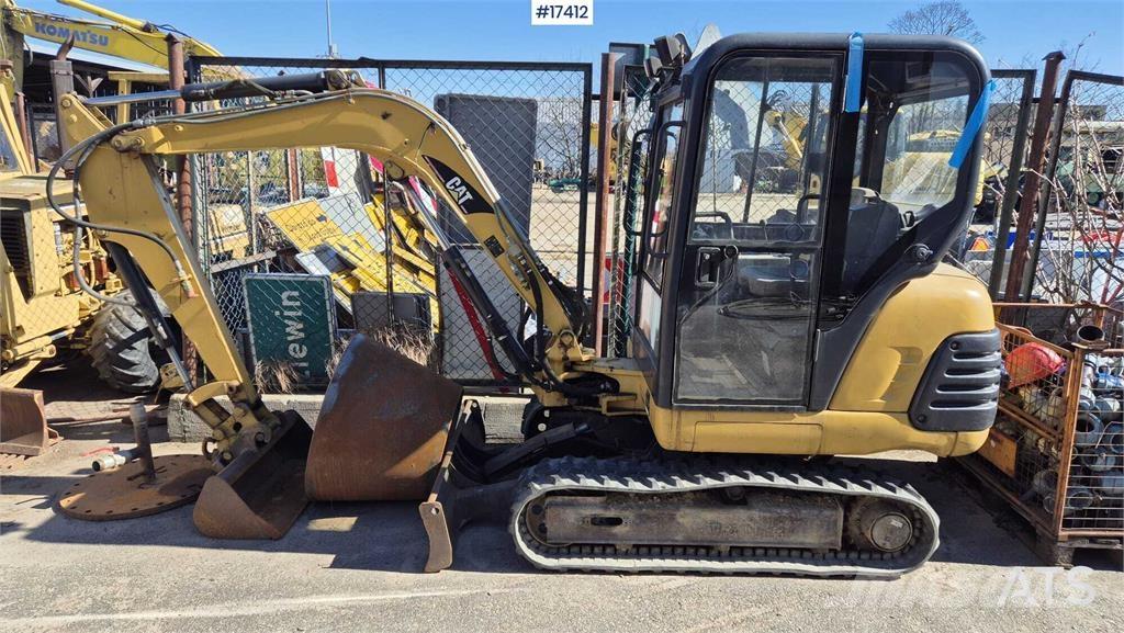 CAT 302.5 Minikoparki