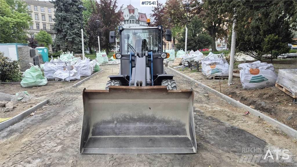 Hitachi ZW 75 Ładowarki kołowe