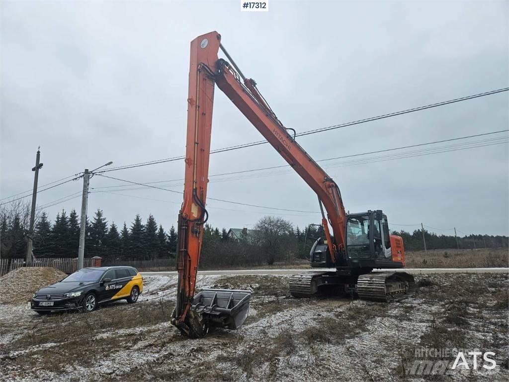 Hitachi ZX 225 US LC Koparki gąsienicowe