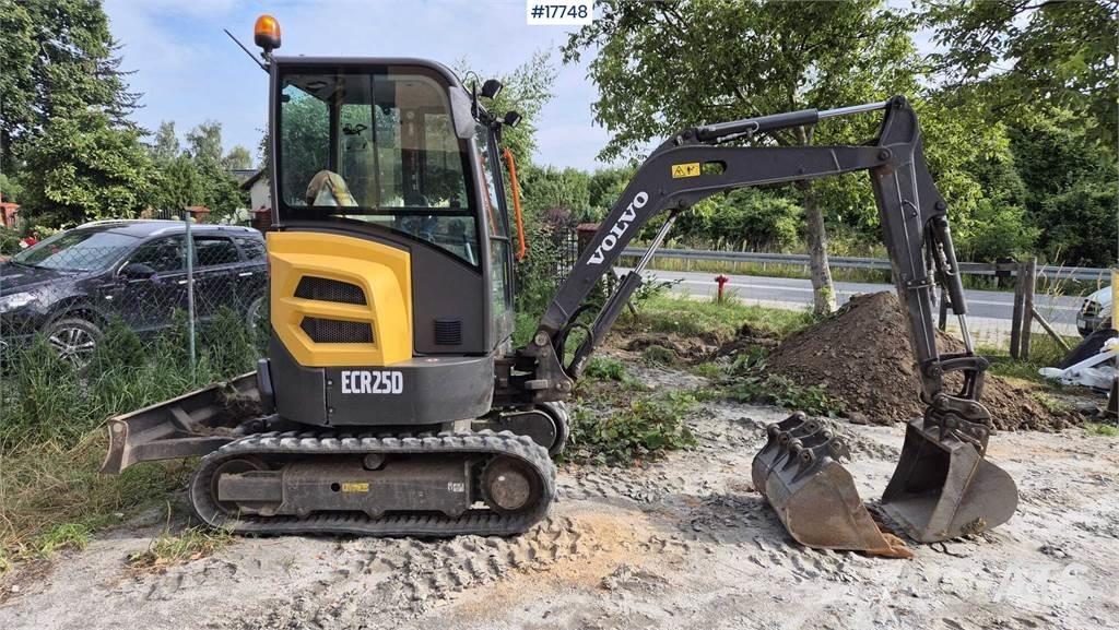 Volvo ECR25D Minikoparki