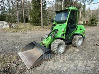 Avant 750 Ładowarki burtowe