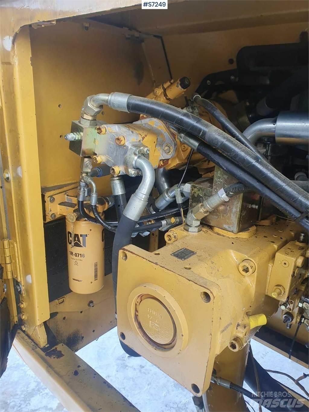 CAT 365C Koparki gąsienicowe