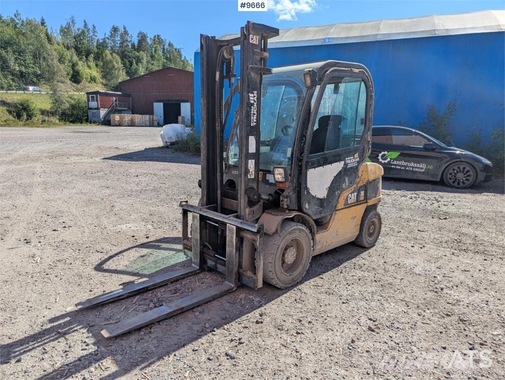 CAT DP30N Wózki Diesla