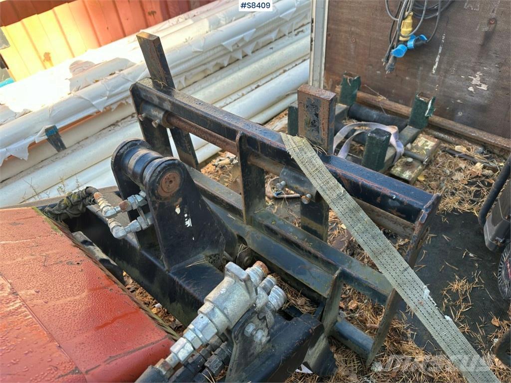 Ditch Witch SK650 Ładowarki burtowe