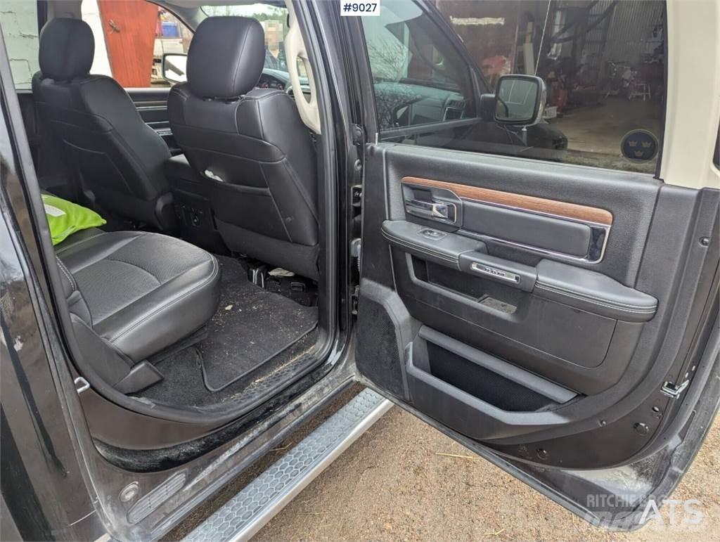Dodge RAM 1500 Busy / Vany