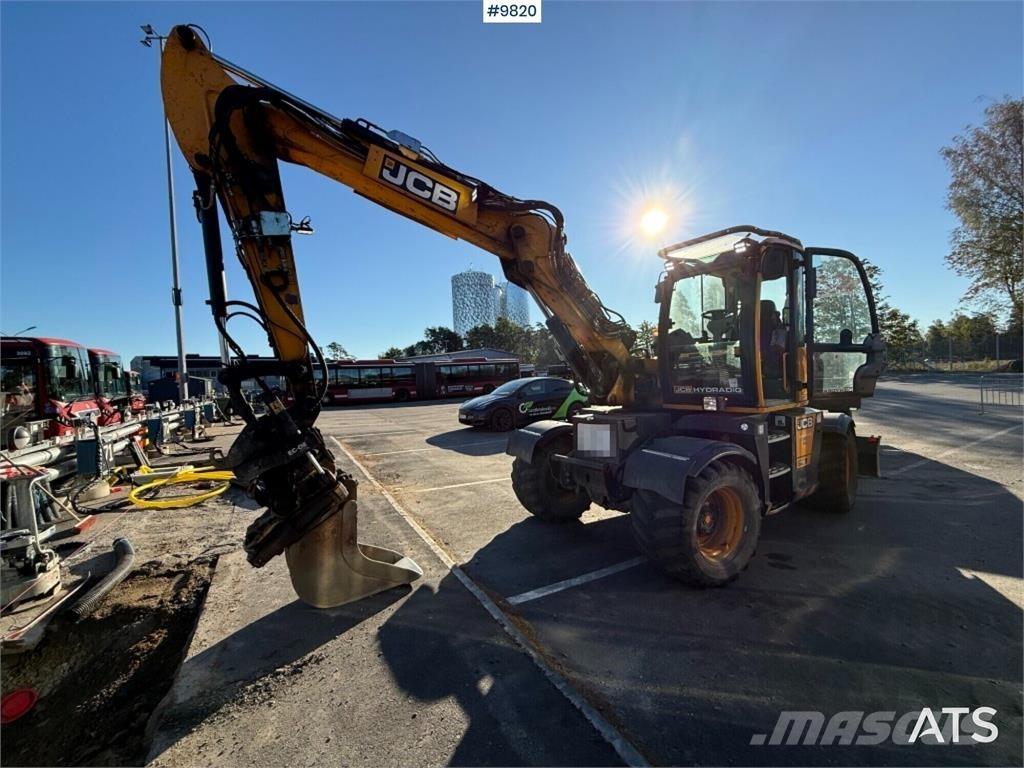 JCB Hydradig 110W Koparki kołowe